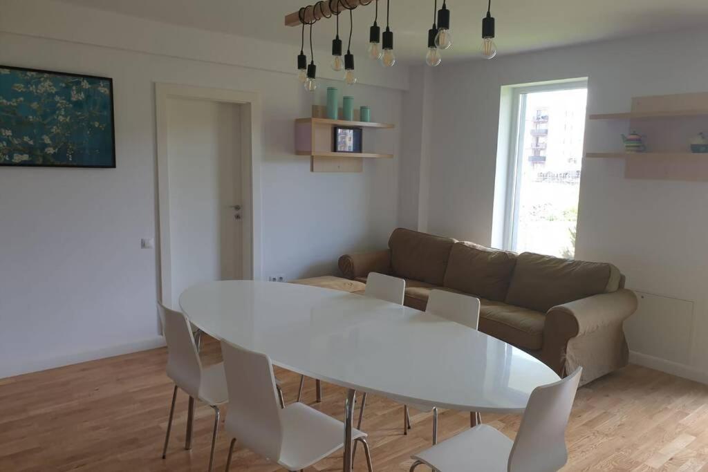 Garden Leisure Apartments Braşov Eksteriør bilde